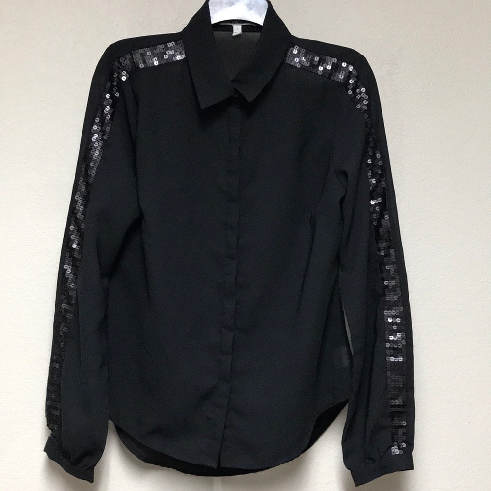 🖤Black Button Down Blouse with Sequin Sleeves🖤